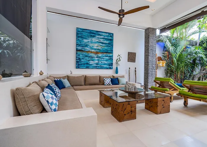 Celine 2 Piscine Bali Вилла *